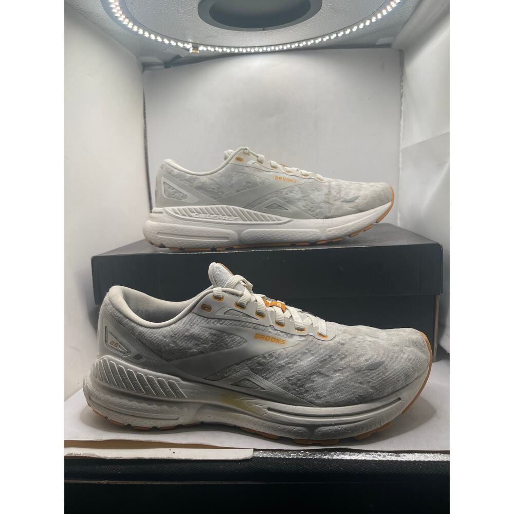 Brooks Adrenaline GTS 23 Womens 10 Gray Running Shoes Sneakers 1203811B110